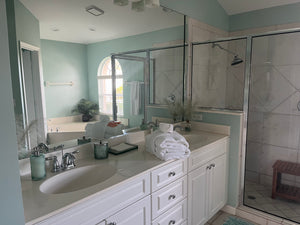 Enchanting: 3-bedroom 2-bathroom on Marco Island FL Hideaway Near Tigertail Beach