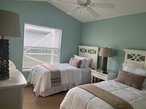 Enchanting: 3-bedroom 2-bathroom on Marco Island FL Hideaway Near Tigertail Beach