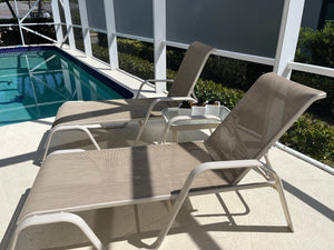 Enchanting: 3-bedroom 2-bathroom on Marco Island FL Hideaway Near Tigertail Beach